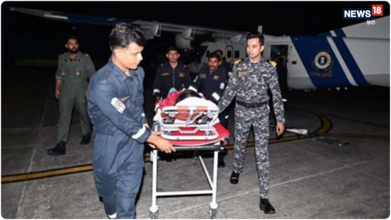 रात का अंधेरा और उफनता समंदर… फरिश्ते बने कोस्टगार्ड, 66 साल के बुजुर्ग को एयरलिफ्ट कर बचाई जान