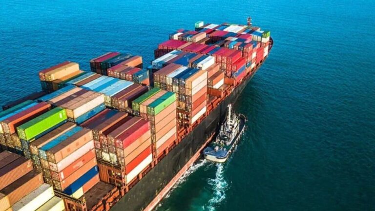 Export Data : ईरान-अमेरिका युद्ध और टैरिफ का भारत पर असर नहीं, अप्रैल से अगस्त तक जमकर बढ़ा निर्यात